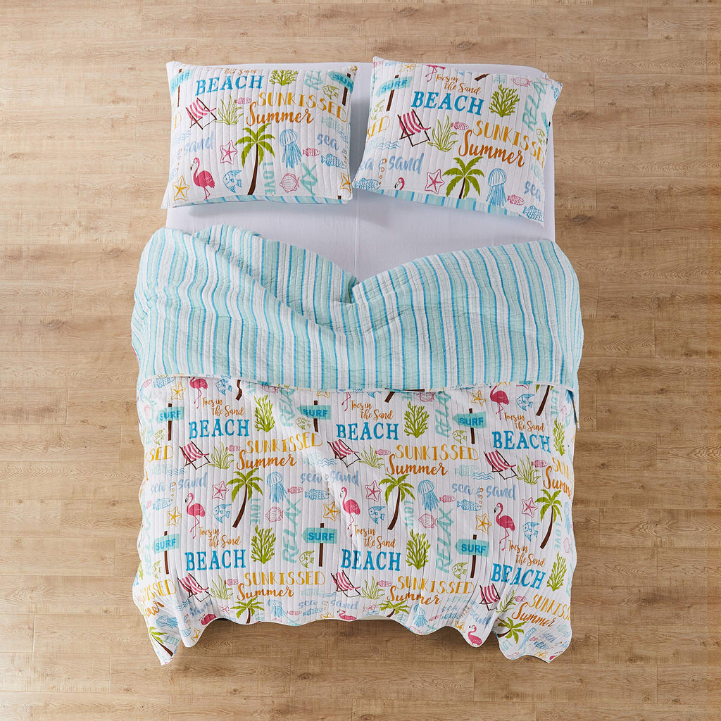 By - Beach Days Quilt Set - King Quilt (106x92in.) + Two King Pillow Shams (36x20in.) - Coastal Beach - Teal Blue