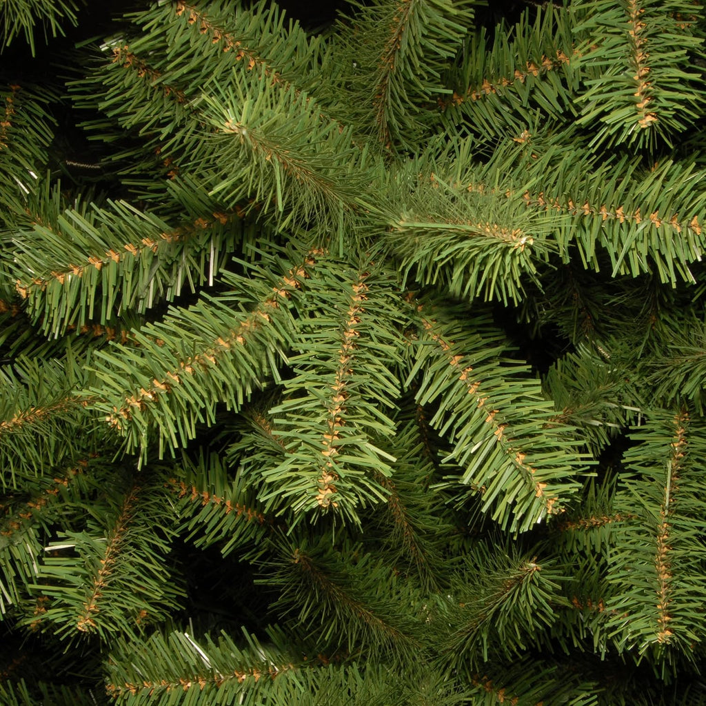 Tree Company 7.5ft Unlit North Valley Spruce Christmas Tree | 1,346 Tips, Includes Stand, Artificial, Green