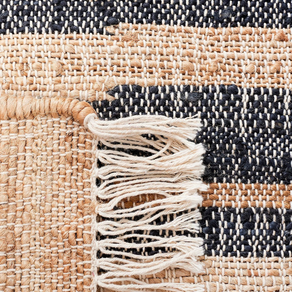Kilim Collection Area Rug, Natural & Black, Handmade Flat Weave Jute, Ideal for High Traffic Areas (KLM709A)