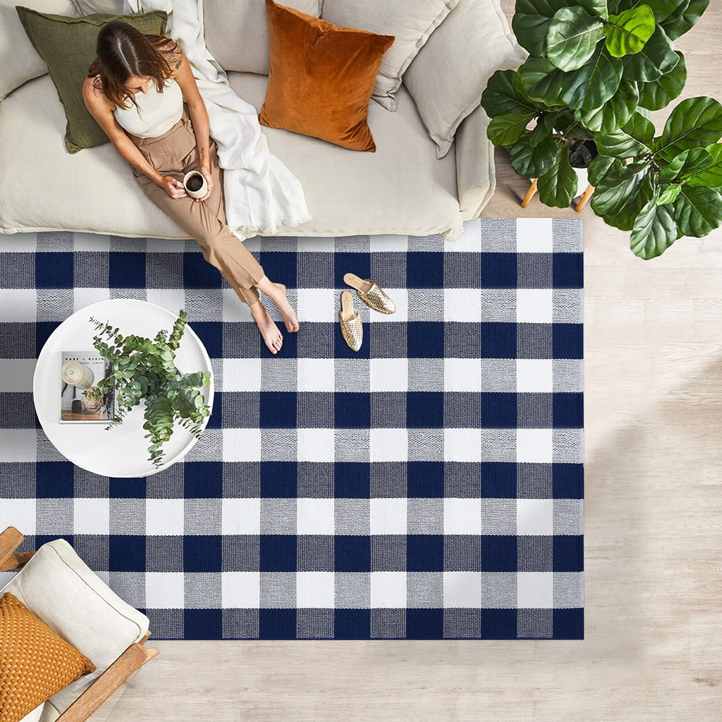 4x6 Buffalo Plaid Outdoor Rug, Washable Front Porch, Navy White