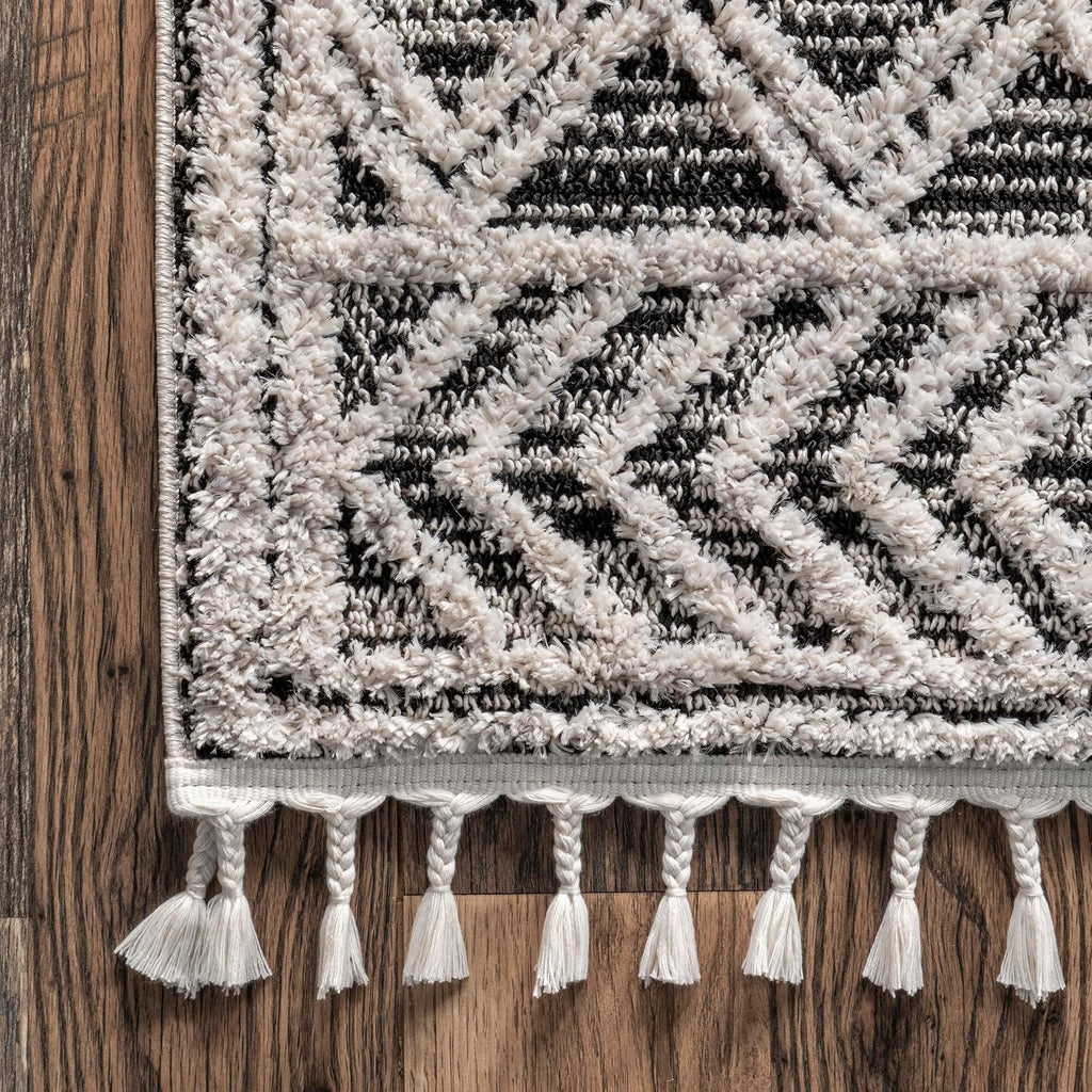 Ansley Grey Trellis Power Loomed Area Rug