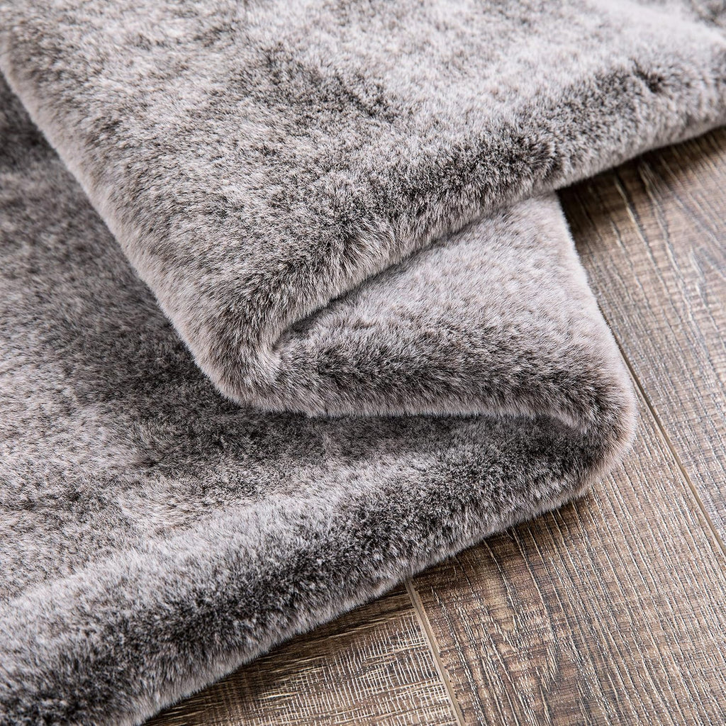 Double Sided Faux Fur Throw Blanket Silky Soft Oversized Afghan Machine Washable, Grey Striped Mink Chinchilla Shadow